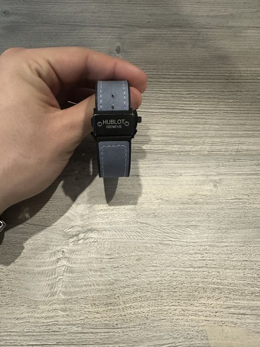 Мужки часовник Hubolt