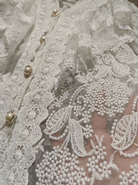 Различни модели ризи ново