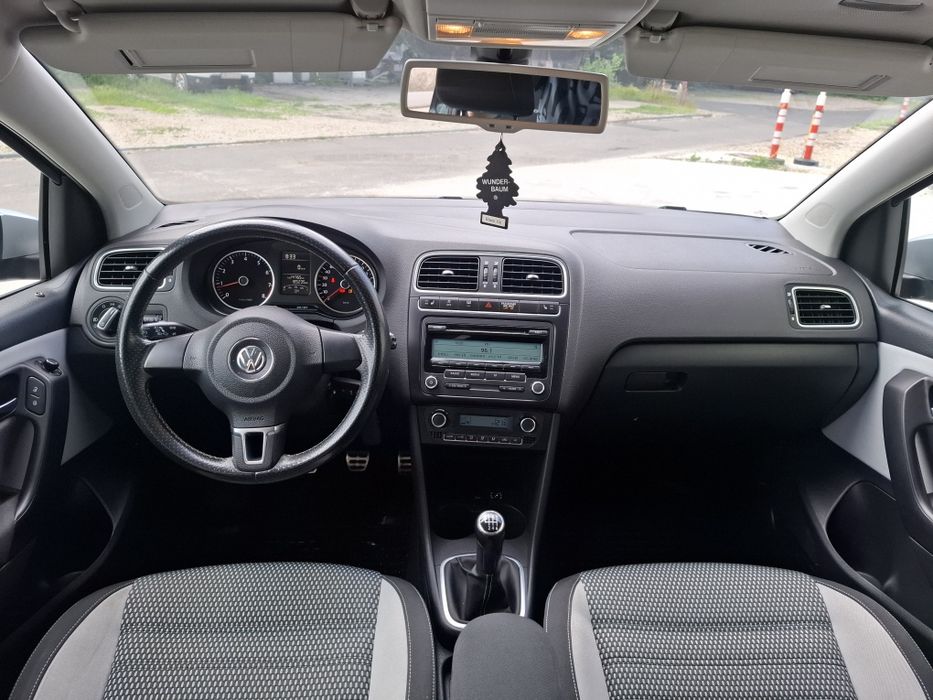 VOLKSWAGEN Polo 2011 — imagine 5