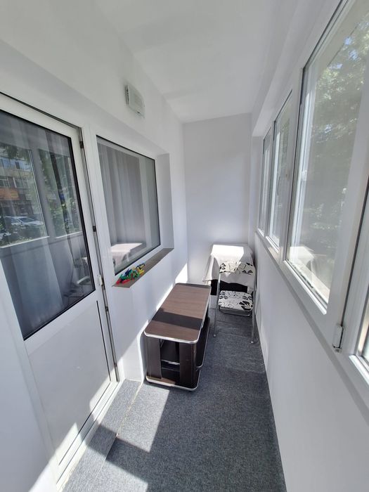 Apartament cu 3 camere de vânzare