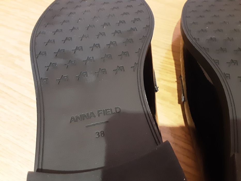 2 чифта дамски обувки