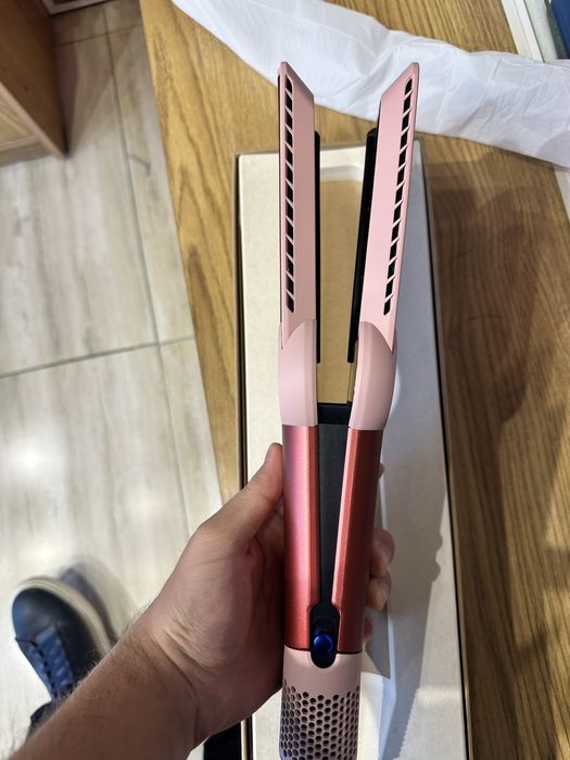 Dyson Airstrait 2&1 lux