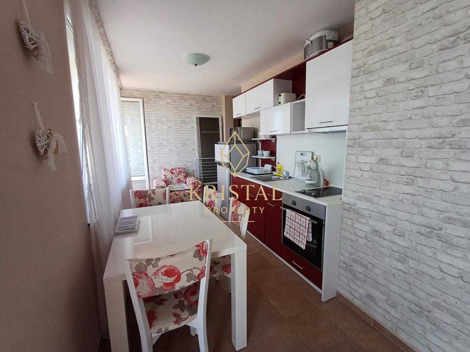 Продава се Тристаен апартамент в Свети Влас - 93 кв.м за 1065 €/кв.м - Снимка #2