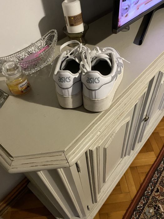 Pantofi sport marca Asics