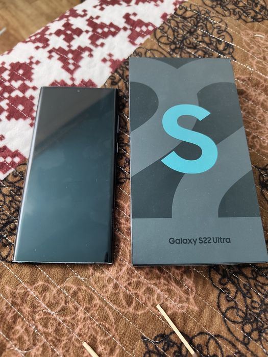 Samsung s22 ultra продам