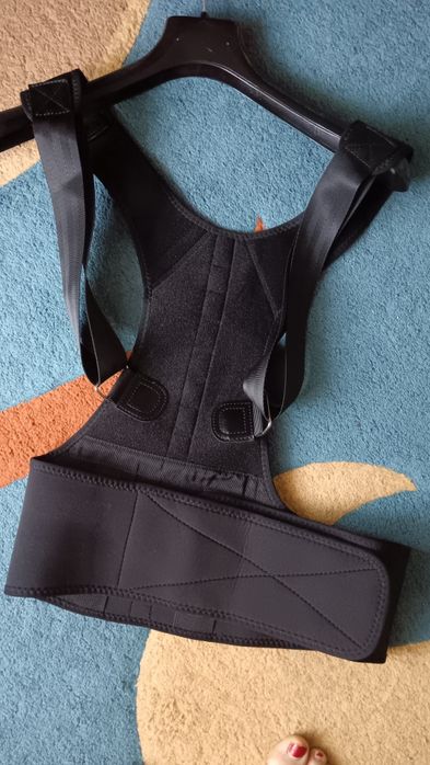 Vând corset pt spate