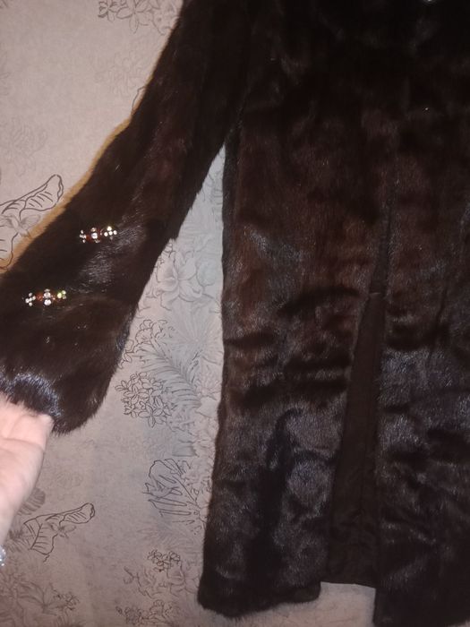Продам норковую шубу