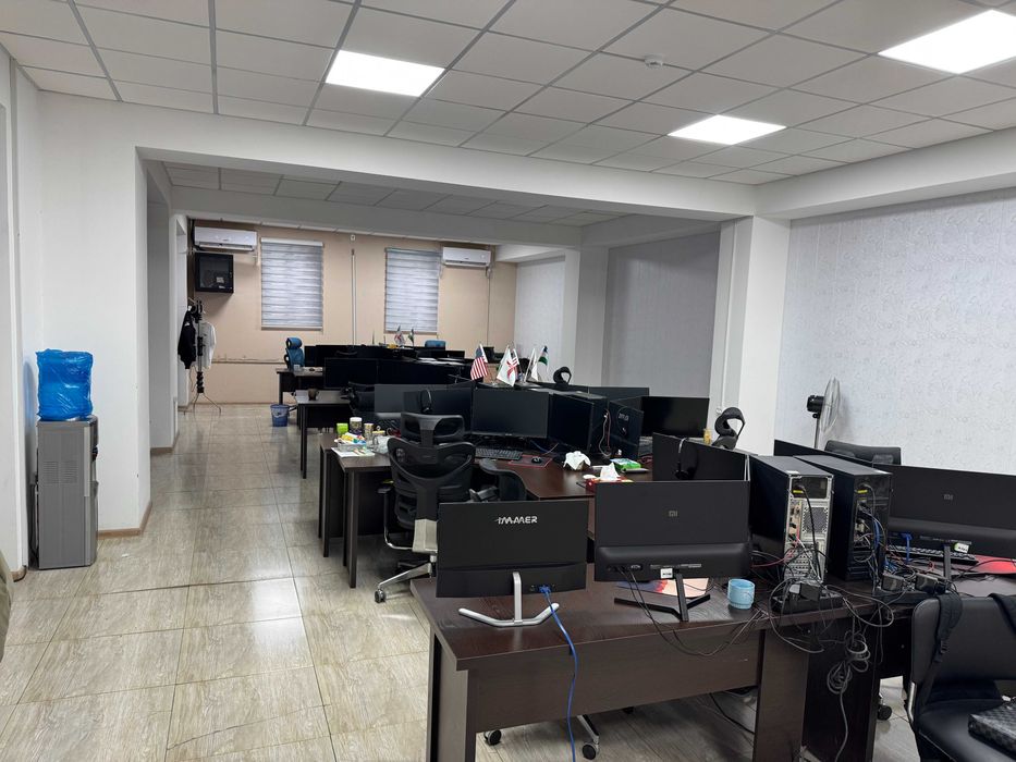 Сдаётся 3-этажное здание 1350 мкв, Метро Минор