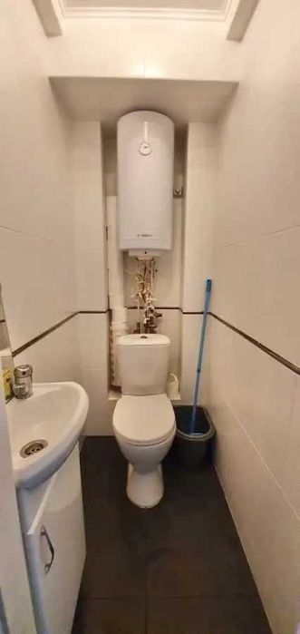 Дава се под наем Двустаен апартамент в София, Център - 55 кв.м за 397.8 € - Снимка #2