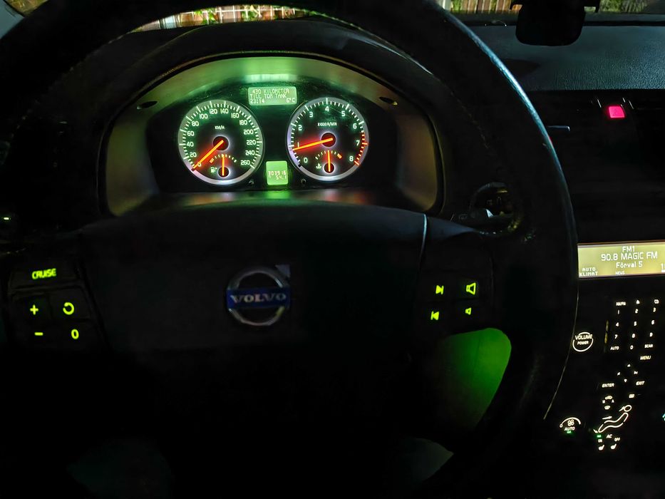 Vând Volvo C30 1.6 MPI benzina