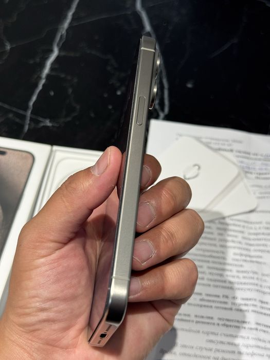 IPhone 15 pro Max 256GB nano-sim