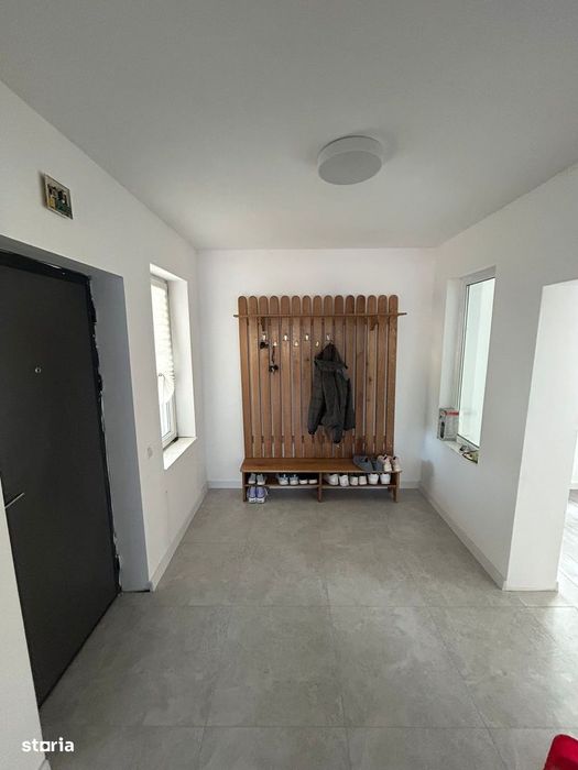 Vand casa si teren