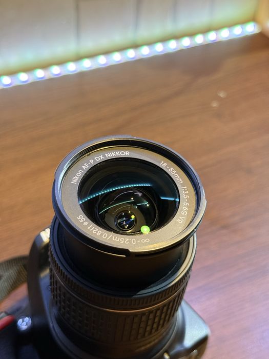 Aparat foto DSLR Nikon D3500 + Obiectiv AF-P NIKKOR 18-55mm G + Geantă