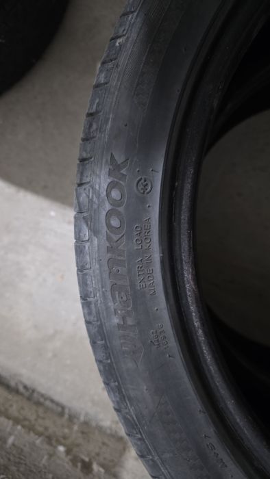 Шины 245/40ZR19 2шт