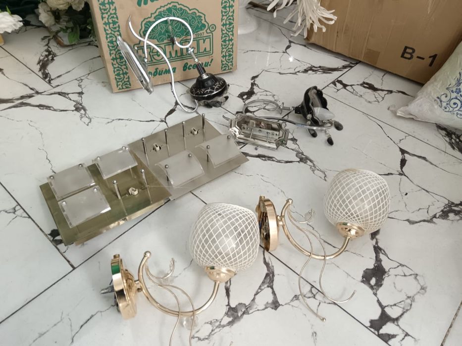 Люстра, бра в хорошем состоянии