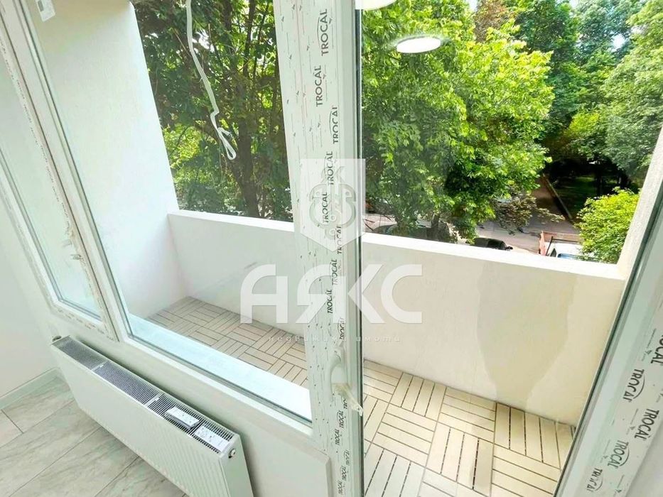 Продава се Тристаен апартамент в София, Свобода - 60 кв.м за 2667 €/кв.м - Снимка #7