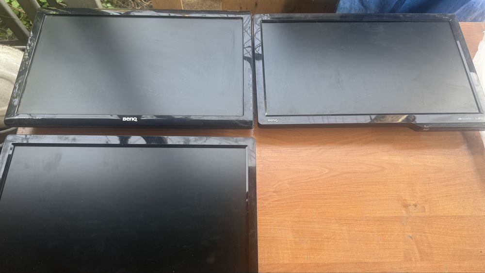 Продам мониторы в отличном состоянии