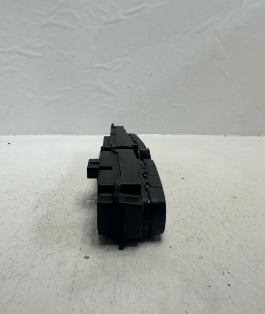 Buton avarii 2038215951 Mercedes-Benz C-Class W203/S203/CL203