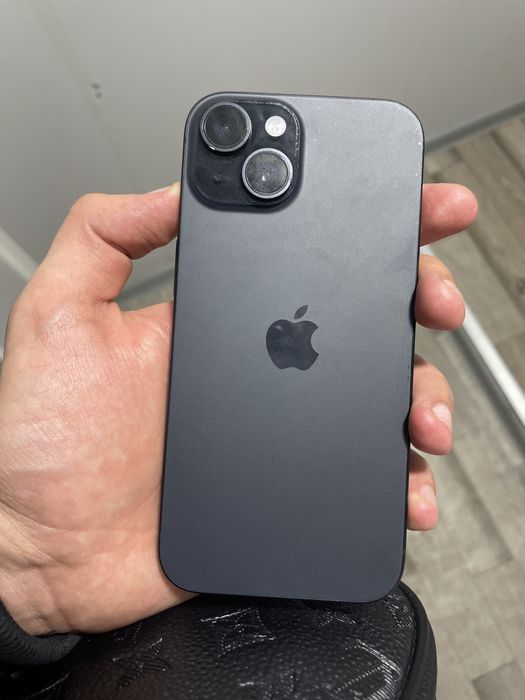 Продам или обмен айфон 15