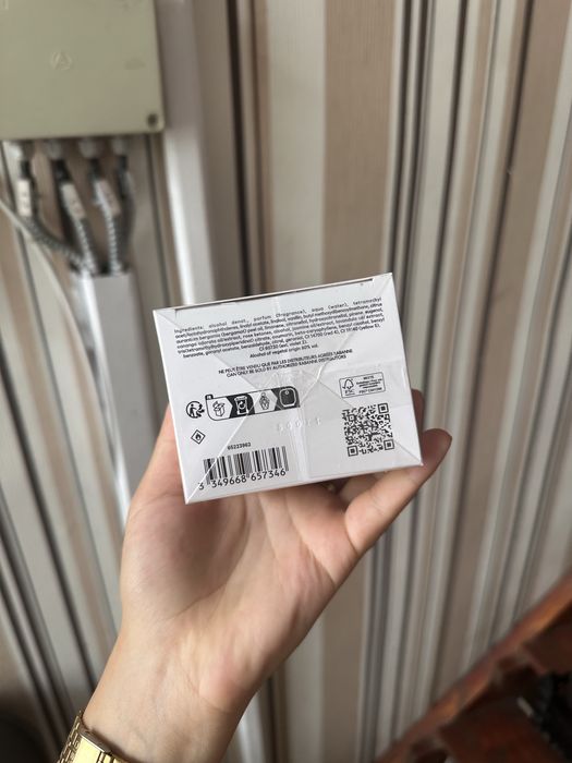 Million gold for her pure jasmin