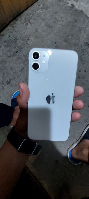 Iphone 11 64gb idyal