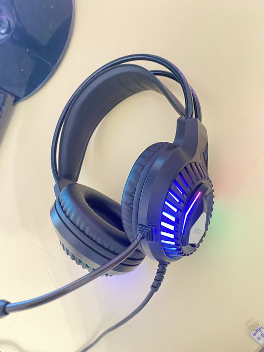 Наушник с микрафоном POCO