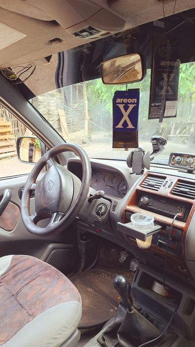 ОПИСАНИЕТО.Терано 2 TD27 Идеално шаси