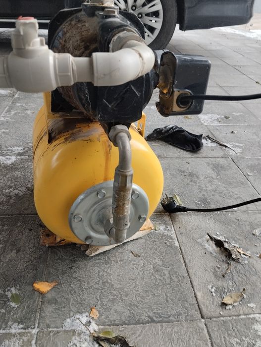 Насос водяной б/у