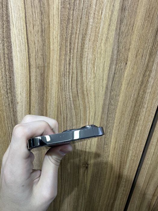 iphone 13 pro black 1 TB 76 %