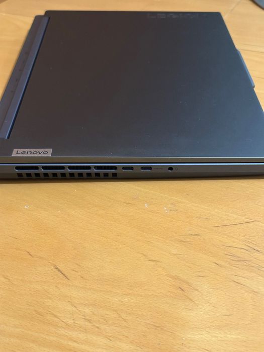 Lenovo Legion Slim 5 16IRH8 - Type 82YA