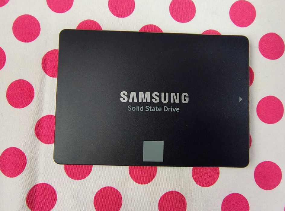 SSD Samsung 870 EVO 1 TB SATA-III 2.5 inch.