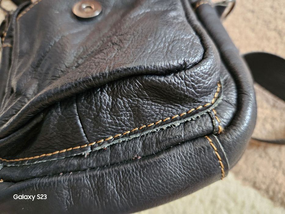 Borseta din piele naturala moale maro cu buzunar