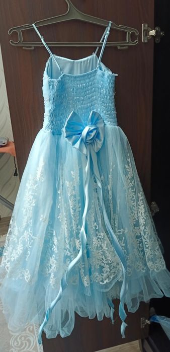 Нарядное платье для девочек