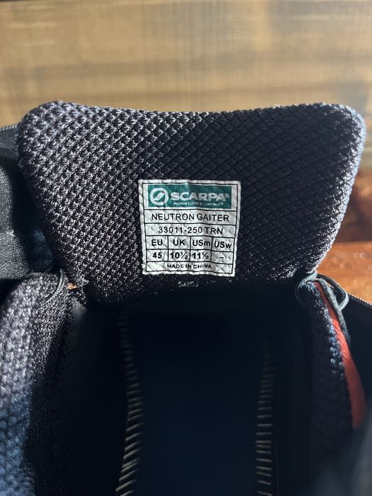 Scarpa  Neutron G
