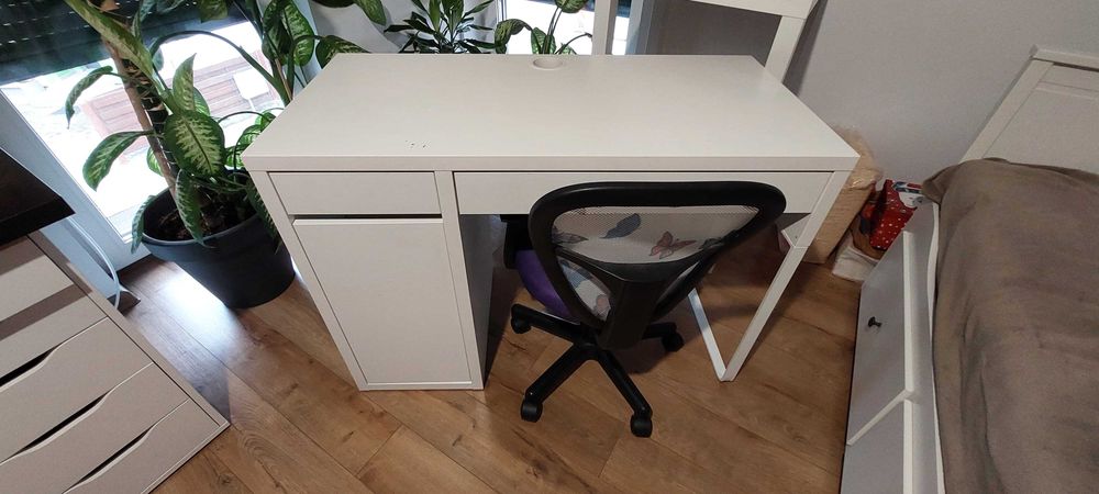 birou ikea copii cu scaun inclus