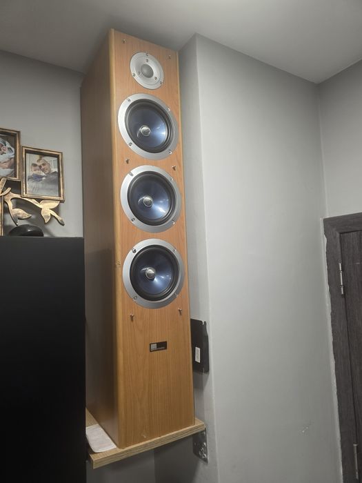 Sony ресивър + Pure acoustic 5 бр.