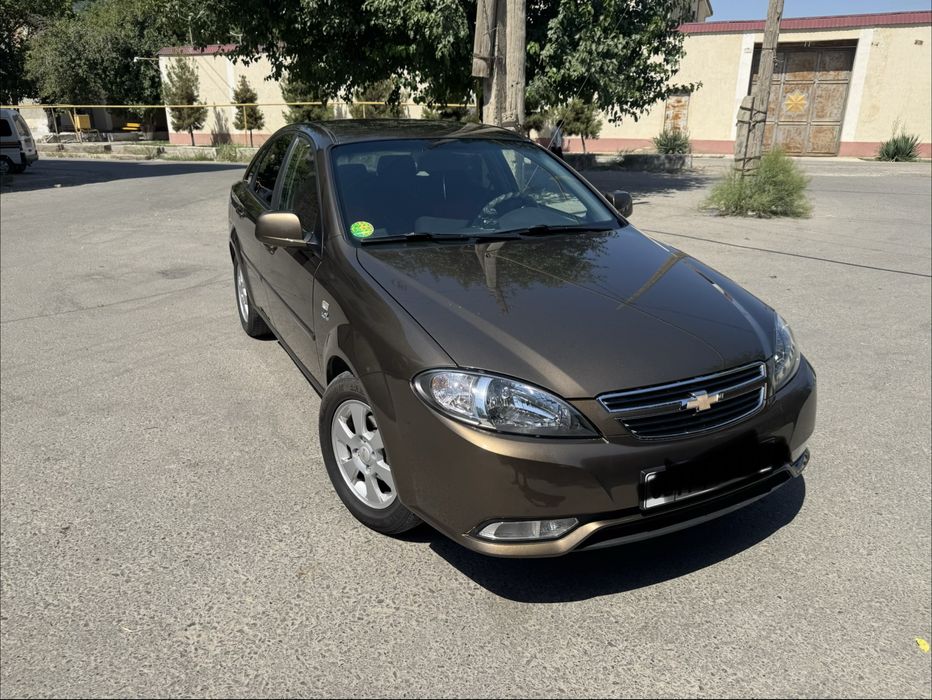 Chevrolet  Lacetti