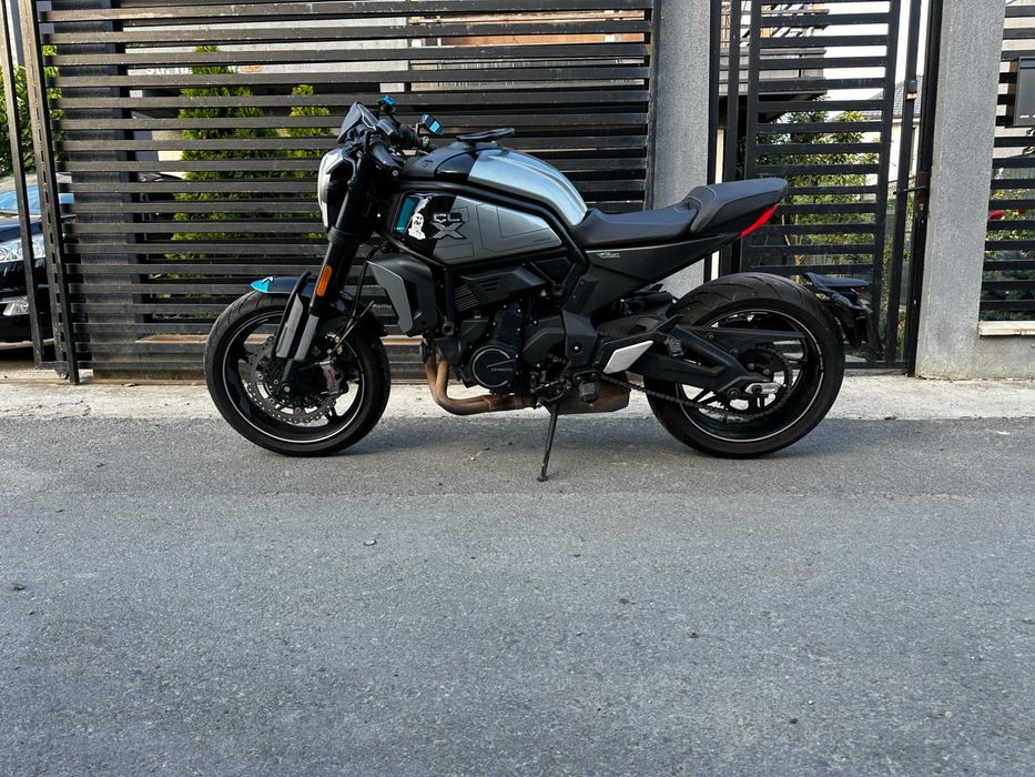 CFMOTO 700 CLX Sport