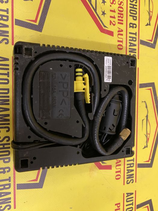 Compresor auto umflat roti 12 v 180V original Mercedes OEM Suv Turism