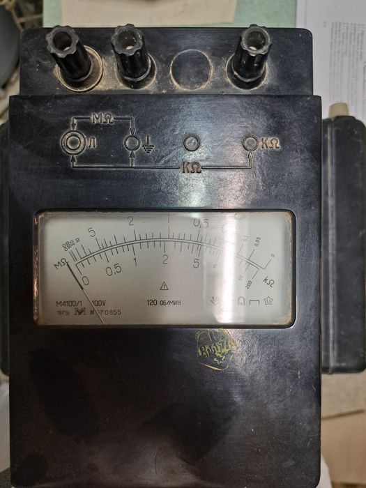Мегаомметр М4100/1.