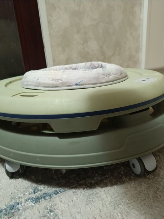 Продам ходунки детские