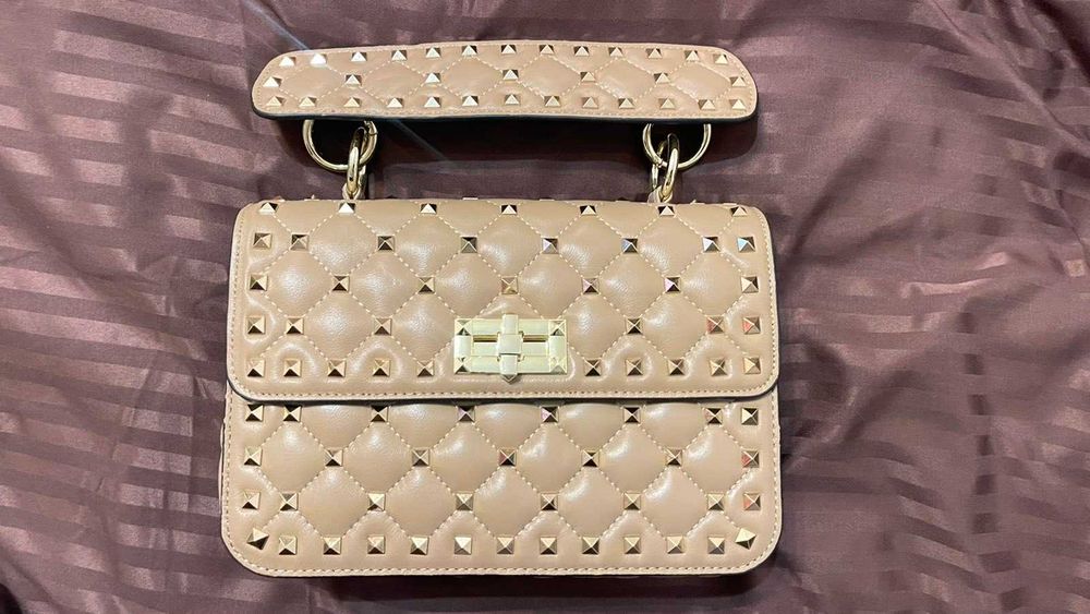 Чанта по модел на Valentino Garavani