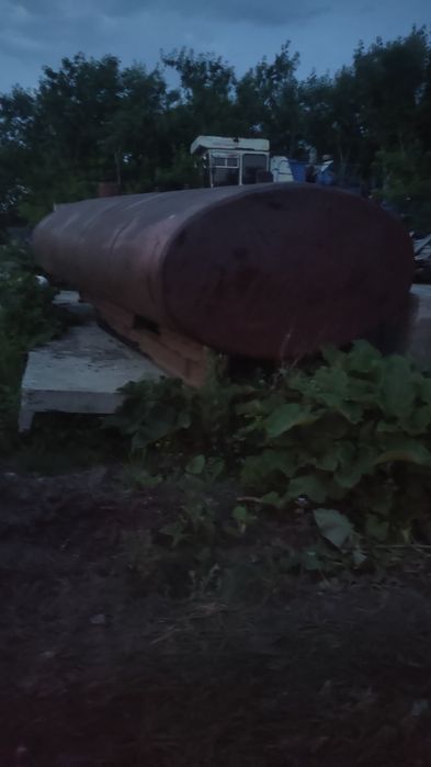 ёмкость 8 кубов с КамАЗа