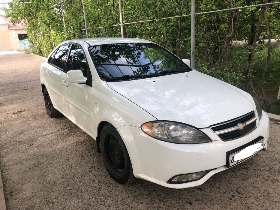 Жентира сотилади бартерхам бор