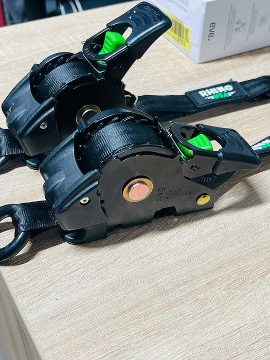 Chingi retractabile cu clichet Rhino USA 2”x10’ E-Track