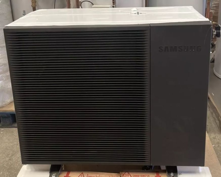 Нова термопомпа Samsung High Temperature Quiet 12kw