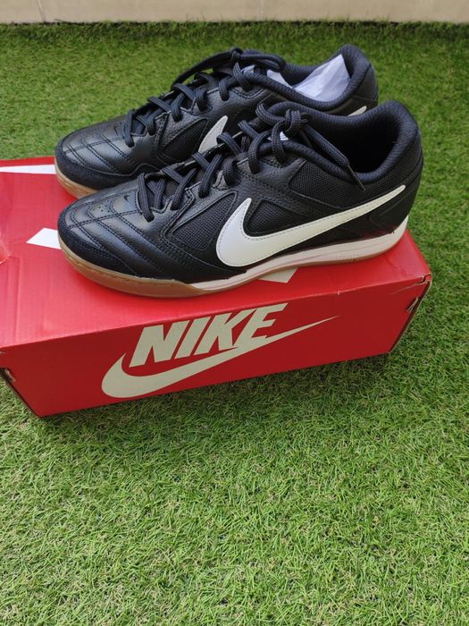 Маратонки Nike Gato