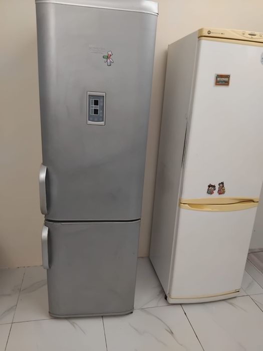 Срочно продам б/у Холодильник