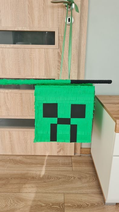 Пинята на тема Minecraft (Крипер)