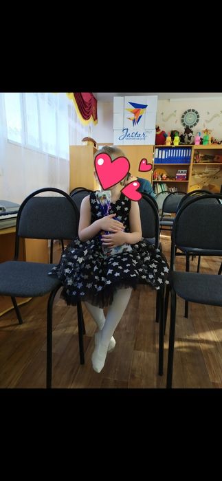 Нарядное платье на девочку